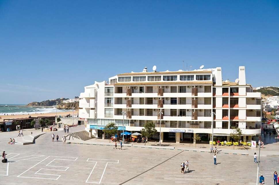 Een foto van een overzicht van Edificio Albufeira Appartementen
