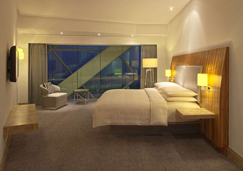 Ein Foto Andaz Capital Gate by Hyatt