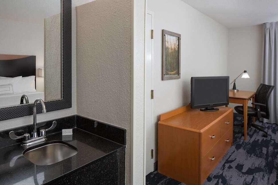 Ein Foto Fairfield Inn & Suites Lake Buena Vista