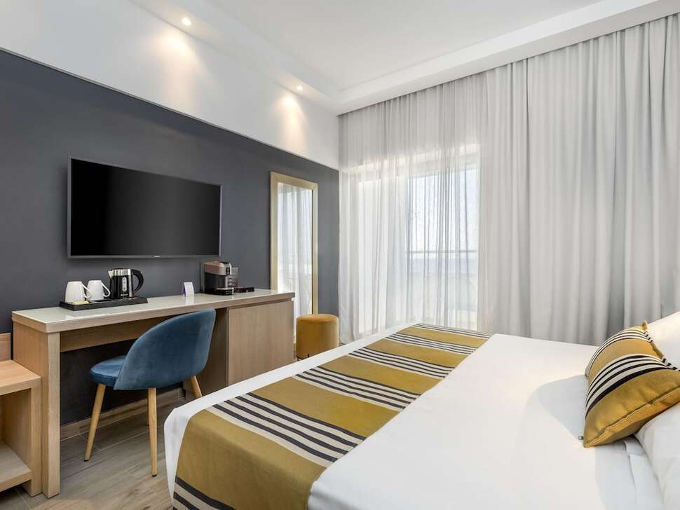 Ein Foto Mercure Rhodes Alexia Hotel & Spa
