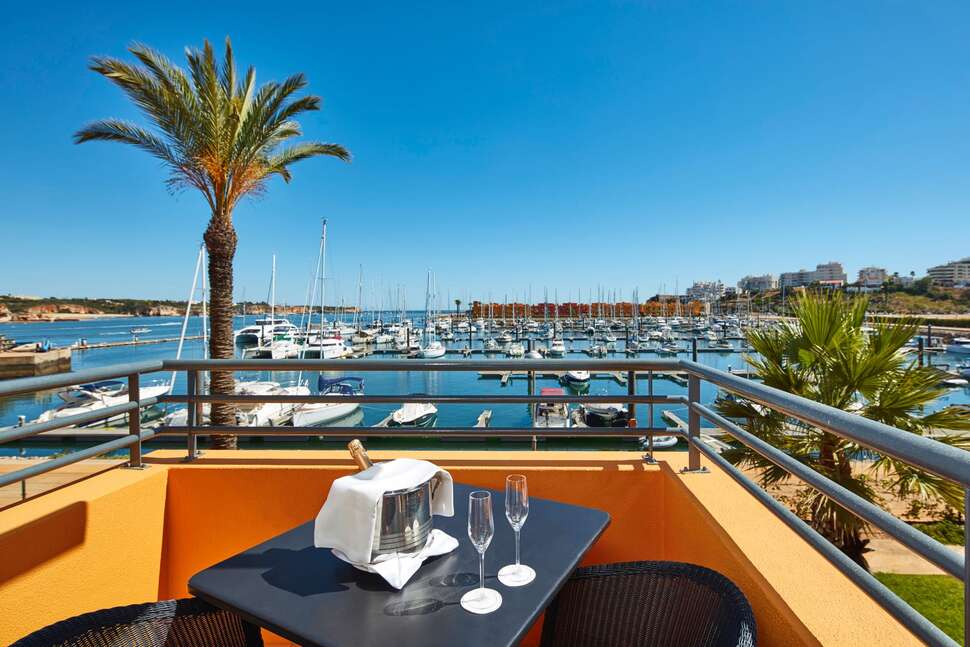 Een foto van NH Marina Portimao Resort