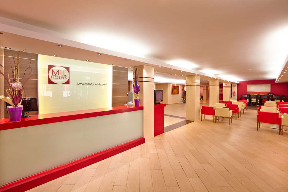 Een foto van het interieur van Hotel Caribbean Bay