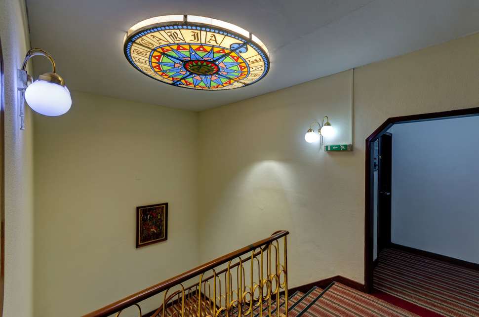 Een foto van het interieur van LX Rossio Hotel