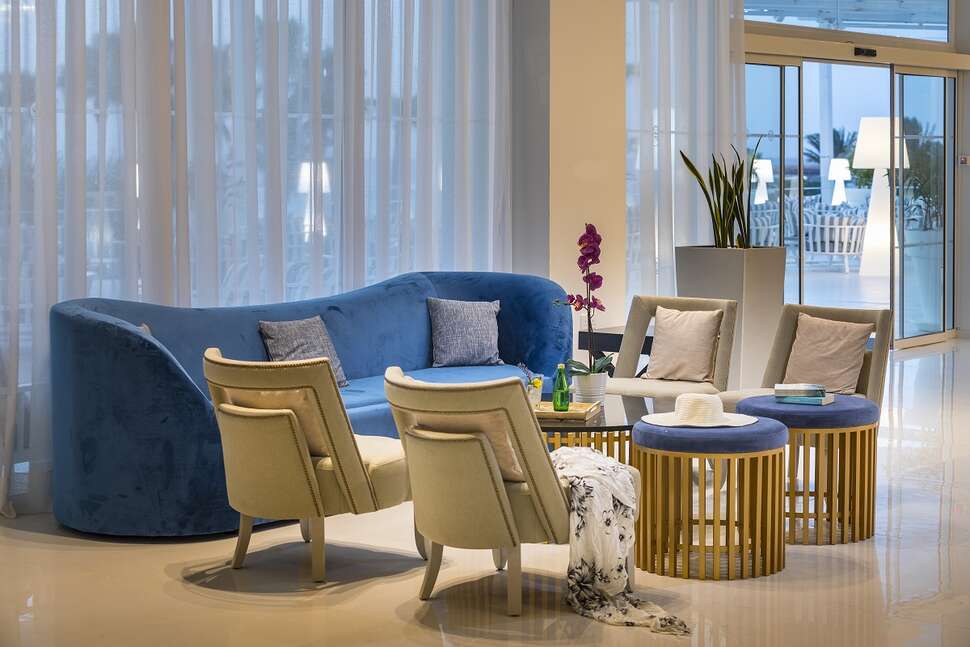 Een foto van het interieur van Constantinos The Great Beach