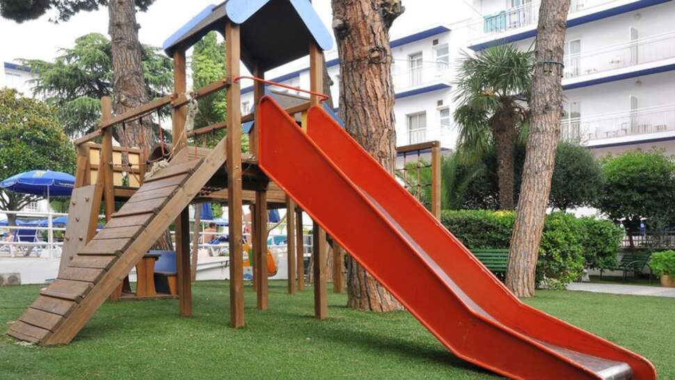 Ein Foto von den Einrichtungen im GHT Balmes Hotel Aparthotel & Splash