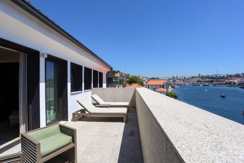 Een foto van Neya Porto