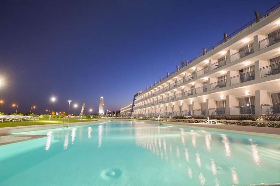 Een foto van het zwembad bij Four Points by Sheraton Costa Blanca Resort