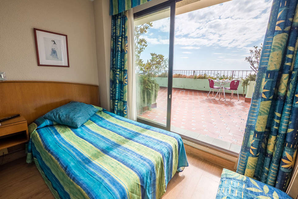 Een foto van Checkin Garbi Hotel