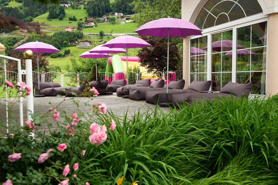 Ein Foto von der Terrasse im Landgut Zapfenhof