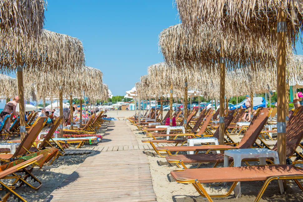 Een foto van het strand bij Georgalas Sun Beach Resort