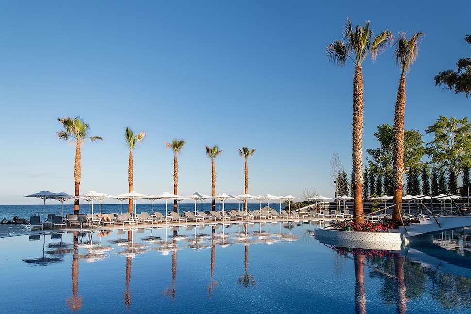 Een foto van het zwembad bij Hotel Potidea Palace
