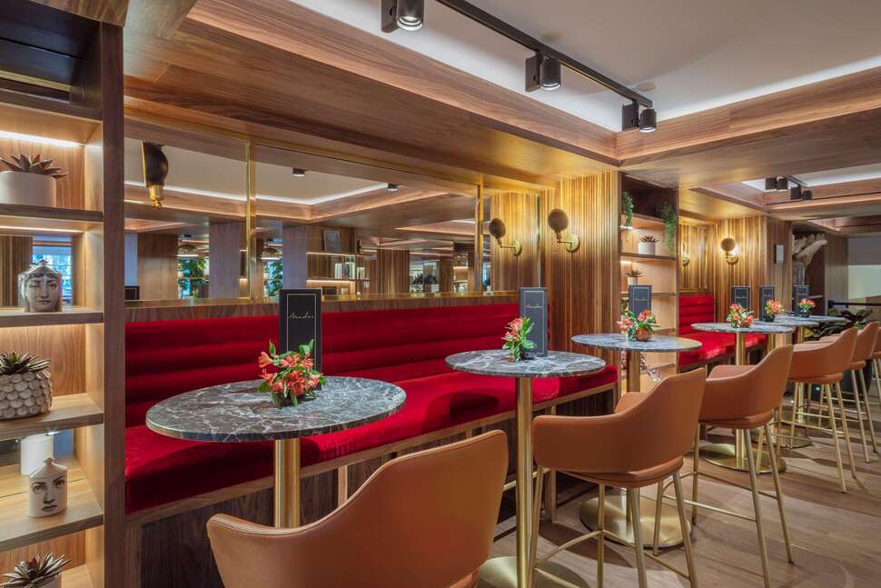 Ein Foto The Level at the Melia White House