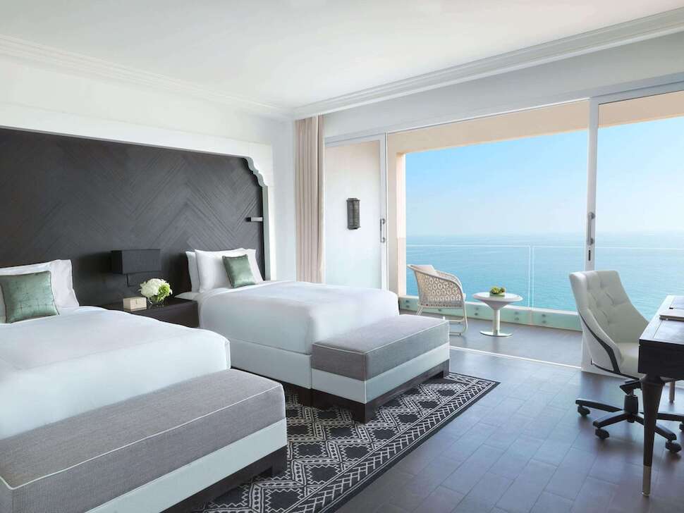 Een foto van een overzicht van Fairmont Fujairah Beach Resort