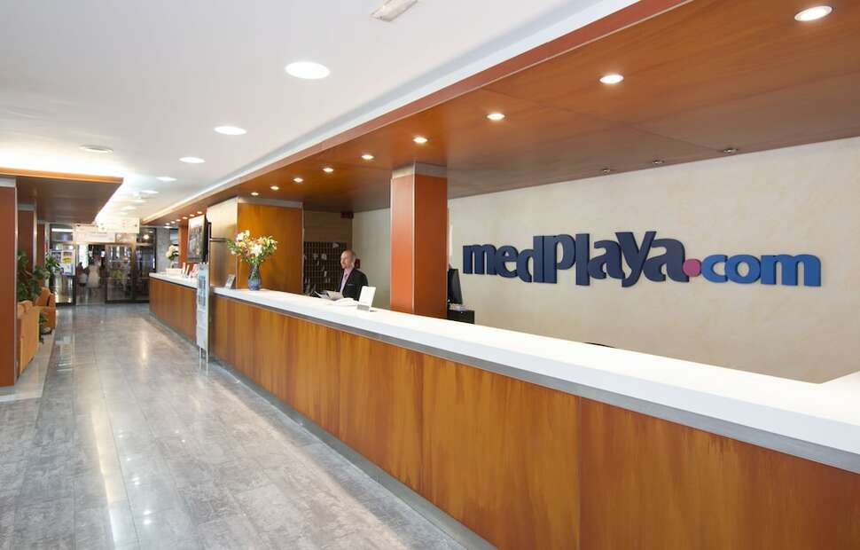 Een foto van het interieur van MedPlaya Hotel Bali