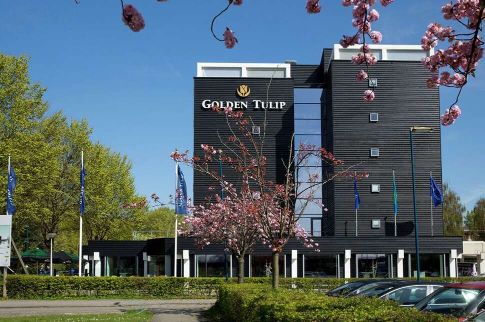 Een foto van de buitenkant van Golden Tulip Zoetermeer - Den Haag