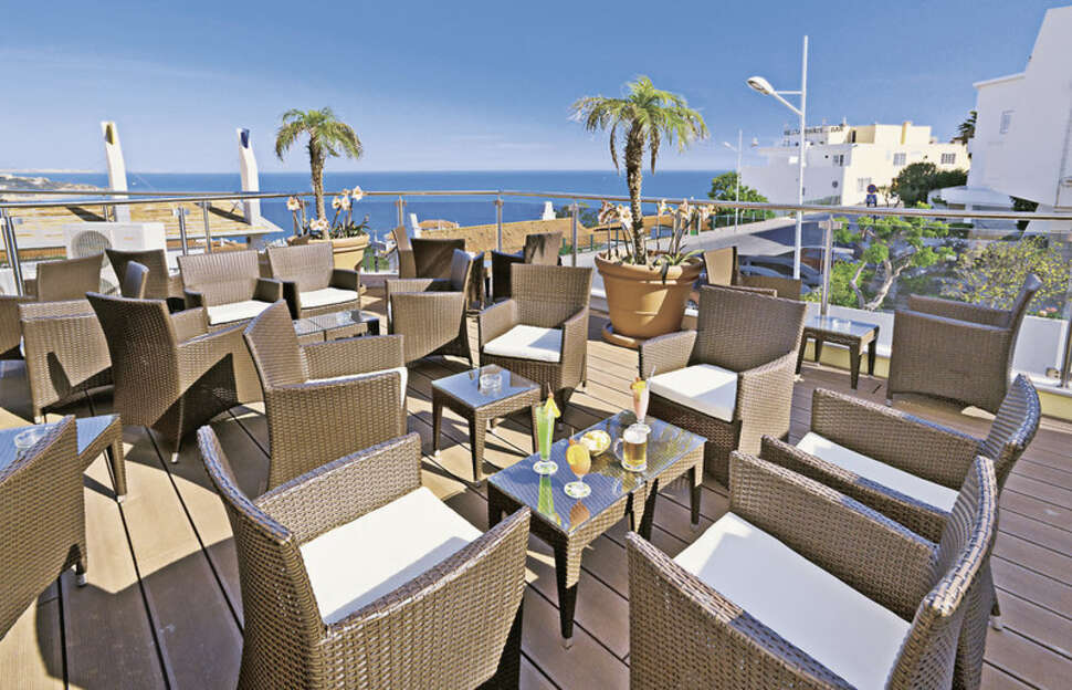 Een foto van het terras bij Hotel do Cerro