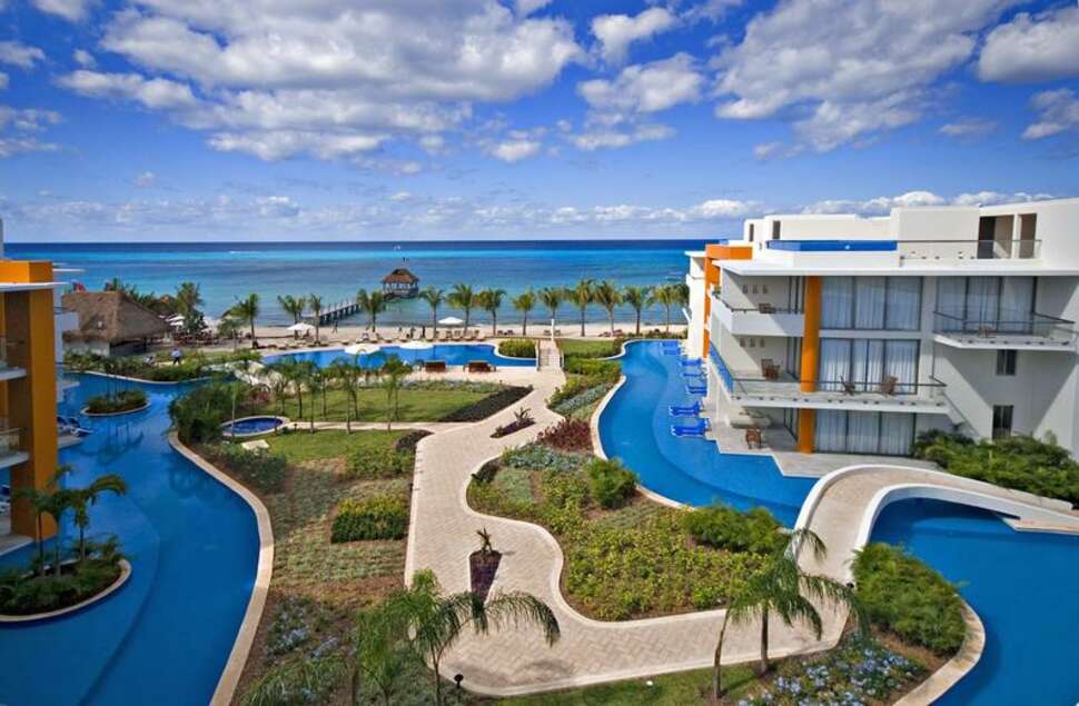 Een foto van Secrets Aura Cozumel