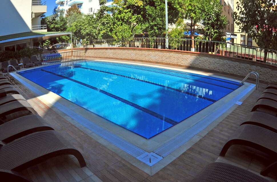 Ein Foto vom Pool im Kleopatra Ada Beach