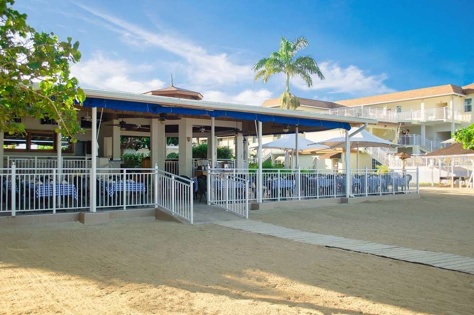 Een foto van de faciliteiten bij CocoLaPalm A Seaside Resort