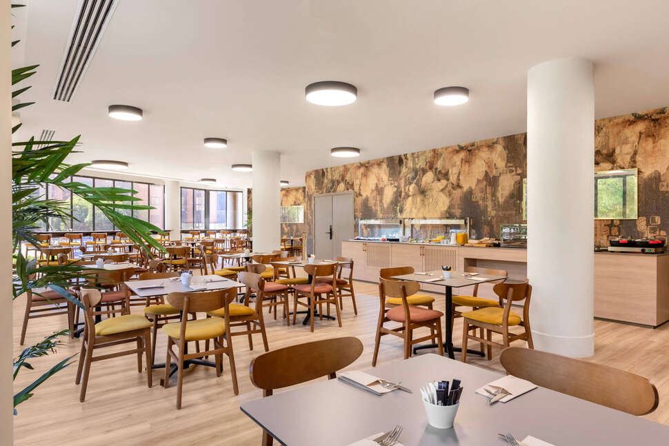 Een foto van Holiday Inn Madrid Piramides