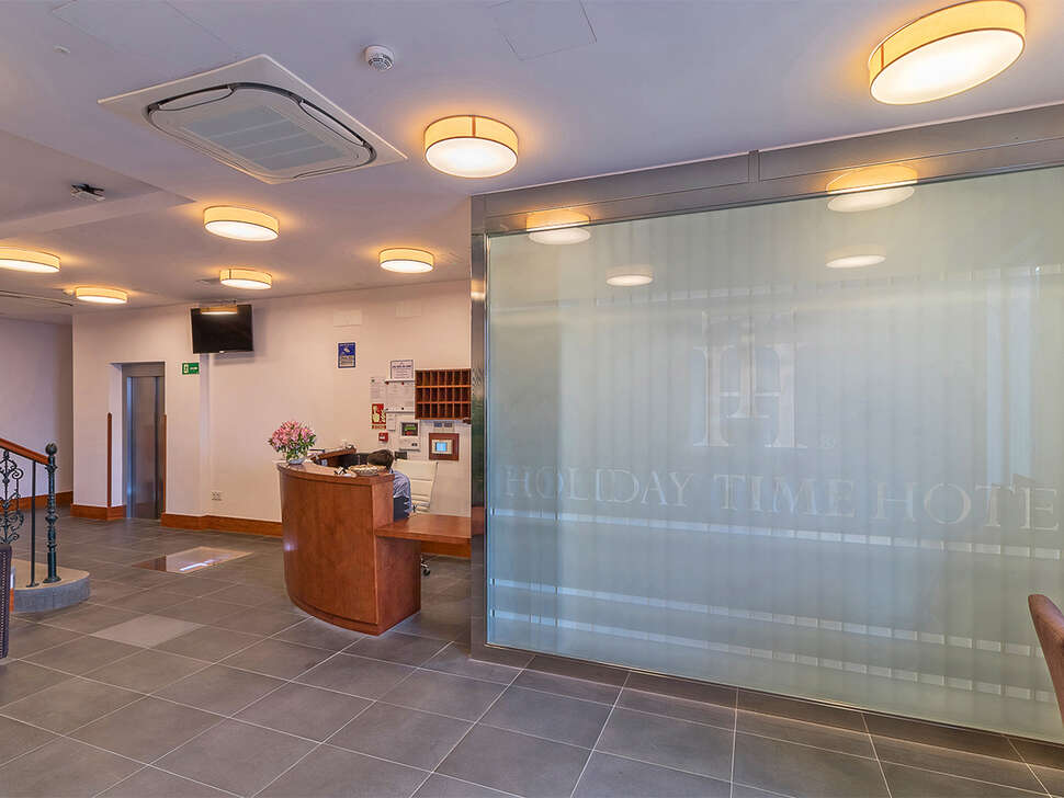 Een foto van Hotel Holiday Time