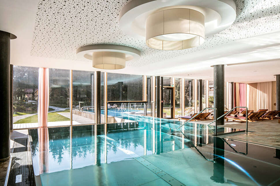 Een foto van het zwembad bij Falkensteiner Hotel Schladming