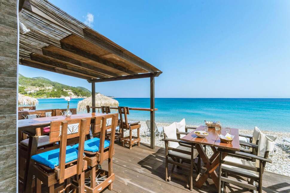 Een foto van de faciliteiten bij Kokkari Beach