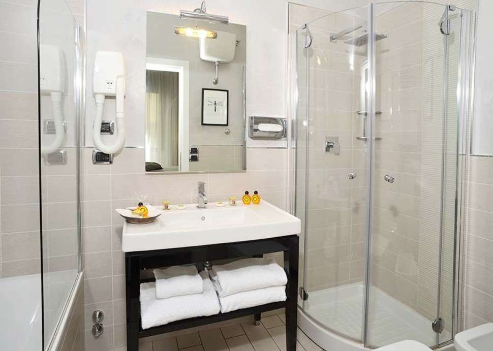 Ein Foto Hotel Roma Florence