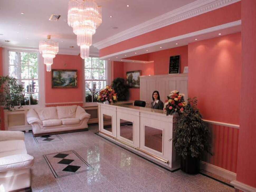 Een foto van het interieur van Hotel Alexandra
