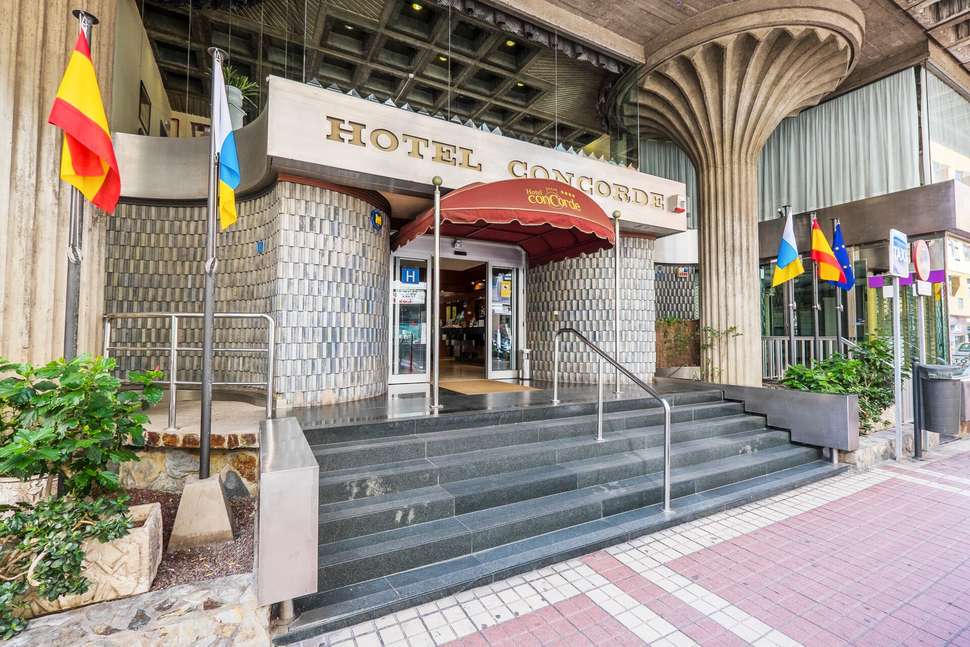 Ein Foto von der Außenansicht des Hotel Concorde