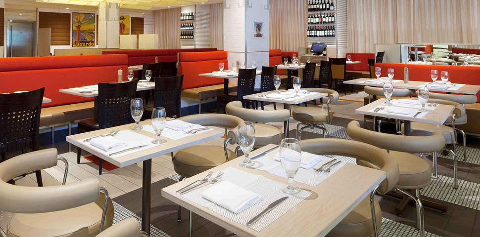 Een foto van The New Yorker Hotel by Lotte Hotels