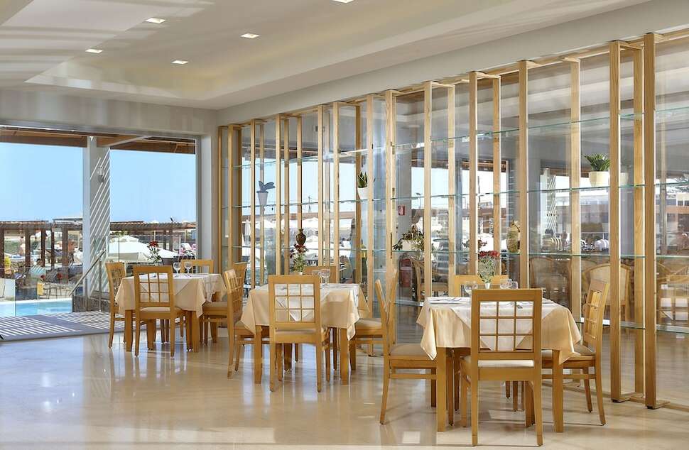 Een foto van de faciliteiten bij Hotel Astir Beach