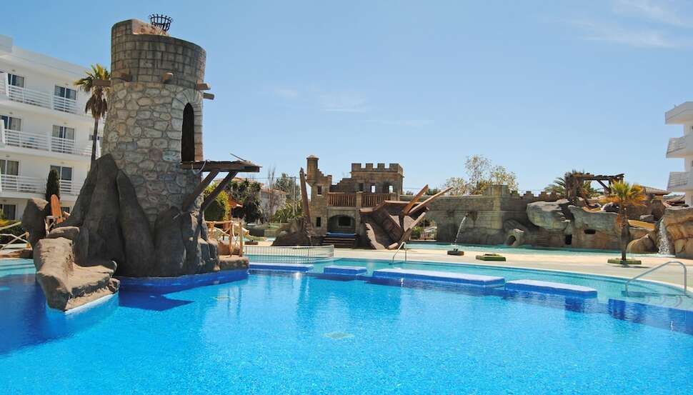 Ein Foto Pirates Village Apartments