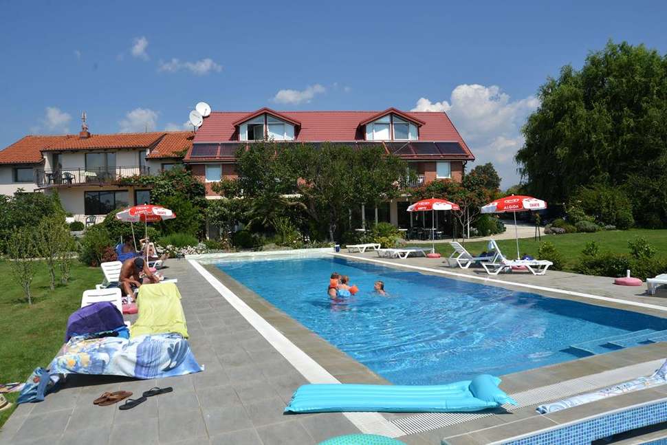 Een foto van het zwembad bij Hotel Oaza Inn