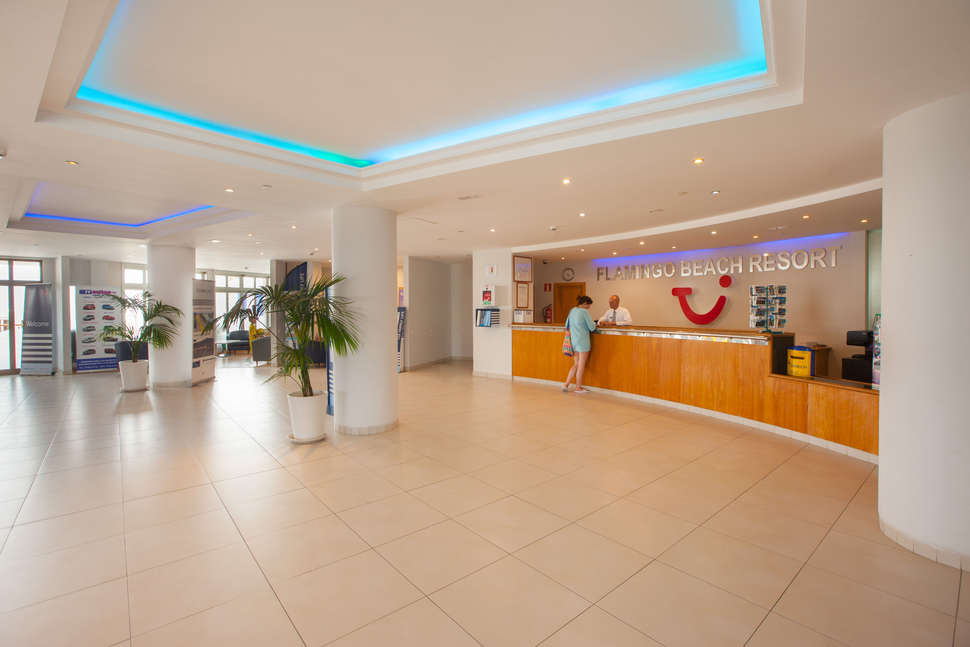 Een foto van het interieur van Flamingo Beach