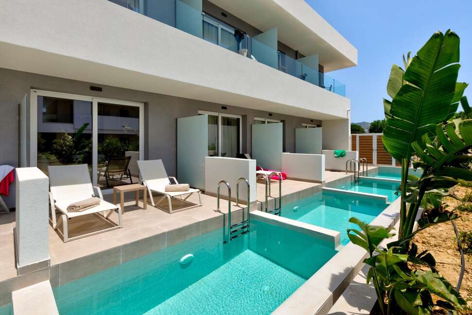 Een foto van White Olive Premium Hotel