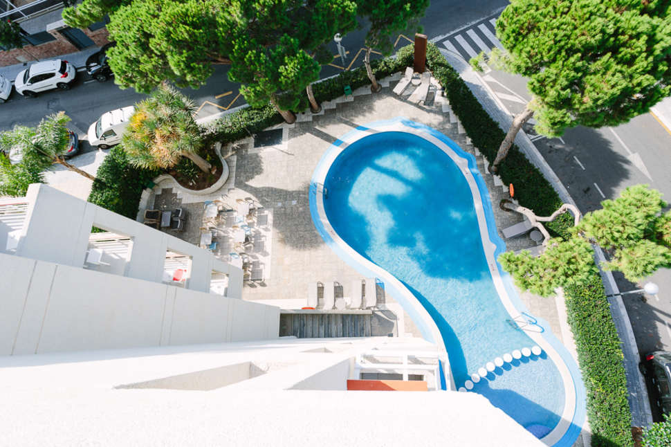 Ein Foto vom Pool im Golden Acqua Salou