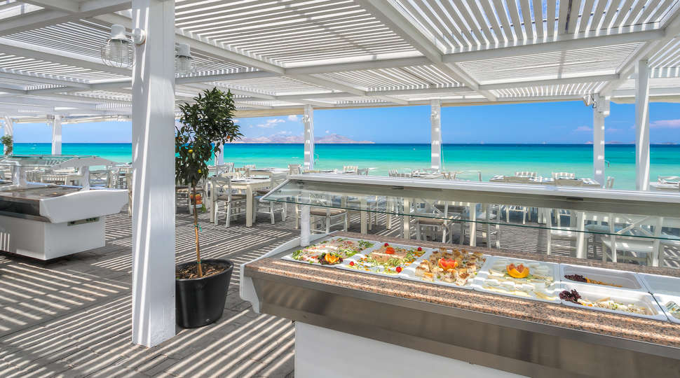 Ein Foto von den Einrichtungen im Aeolos Beach Hotel