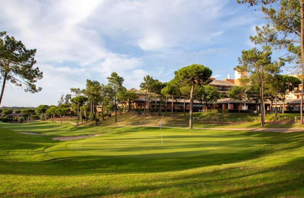 Ein Foto DoubleTree by Hilton Islantilla Golf Resort