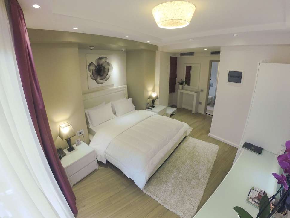 Ein Foto Demi Hotel