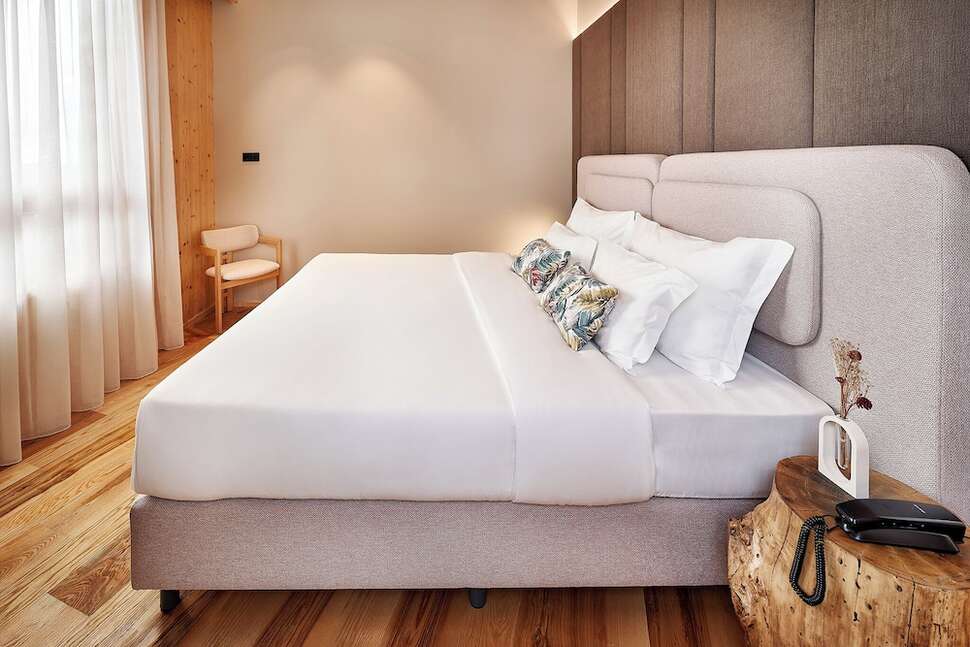 Een foto van The Log Porto Hotel
