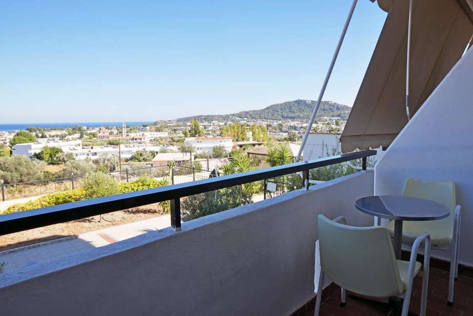 Ein Foto Telhinis Hotel