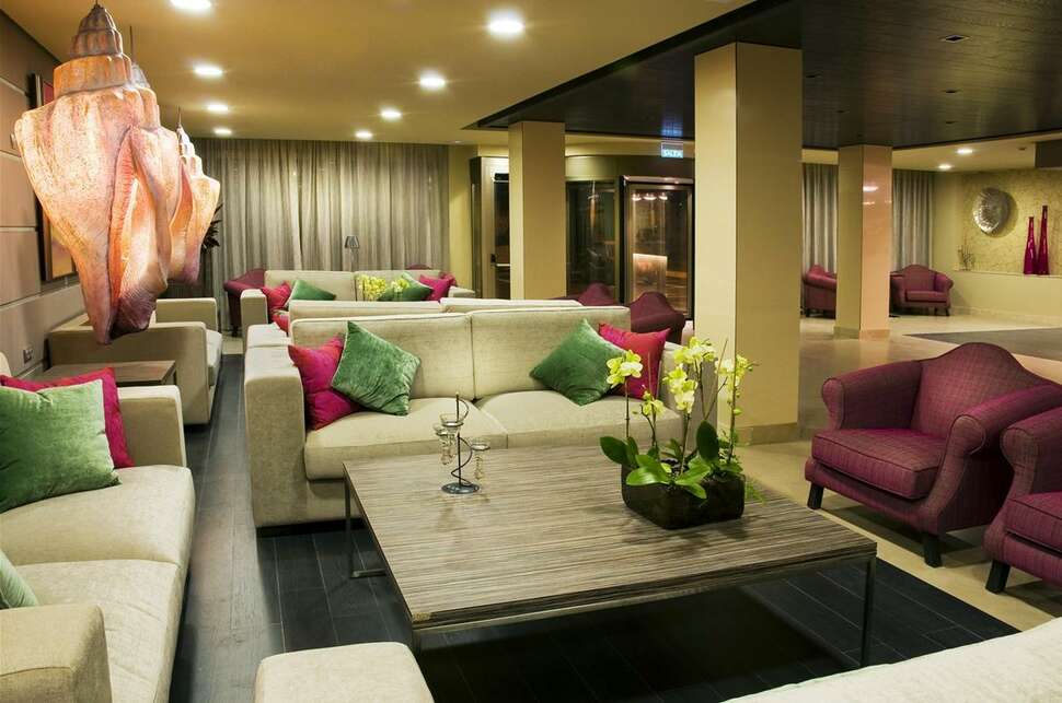 Een foto van het interieur van Hotel Kn Arenas del Mar