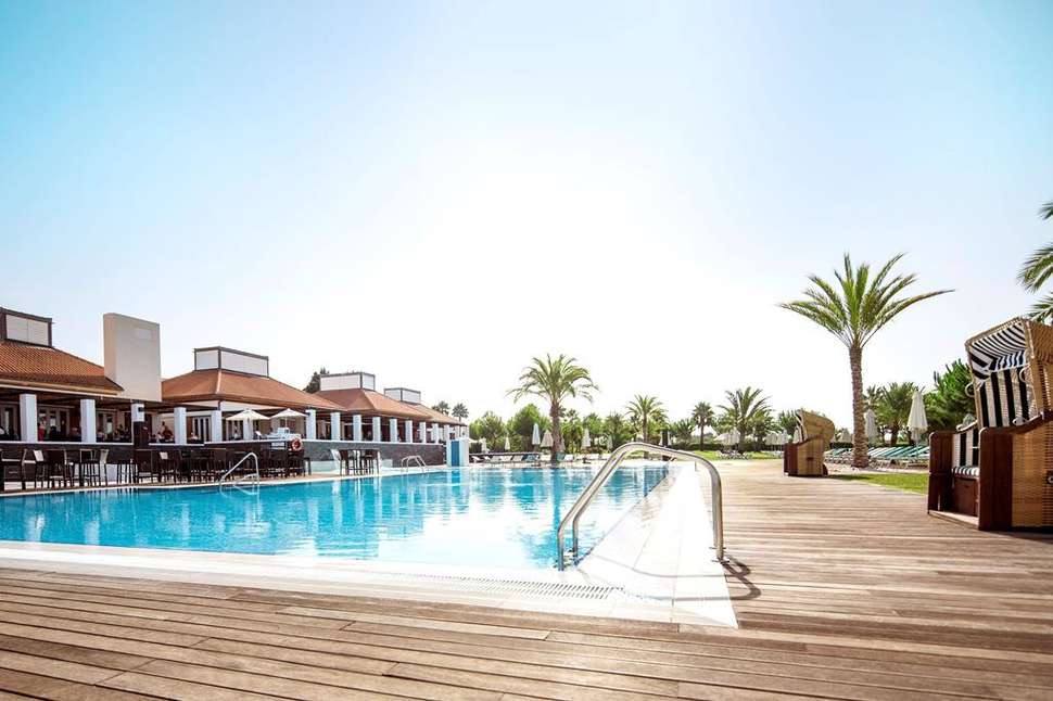 Een foto van het zwembad bij Robinson Club Quinta Da Ria
