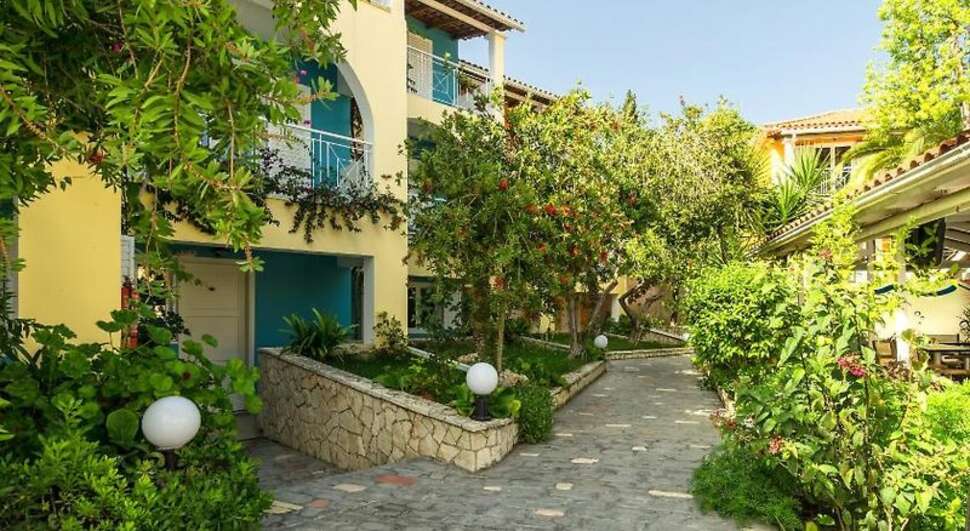 Een foto van de buitenkant van Sunrise Hotel Tsilivi