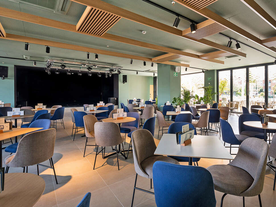 Een foto van het interieur van Aqua Hotel Silhouette & Spa
