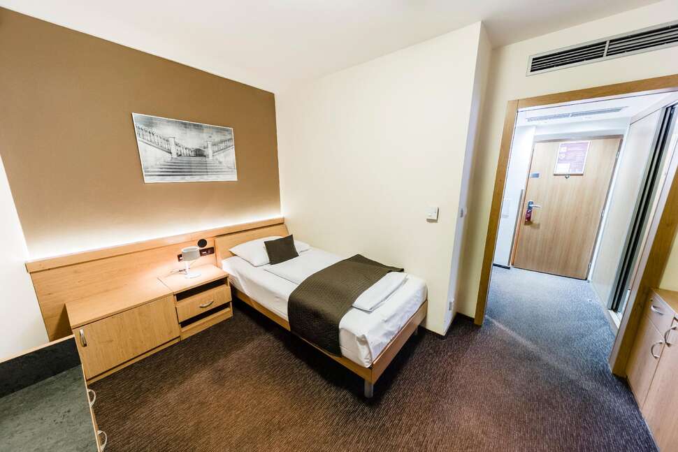 Ein Foto Hotel Archibald City