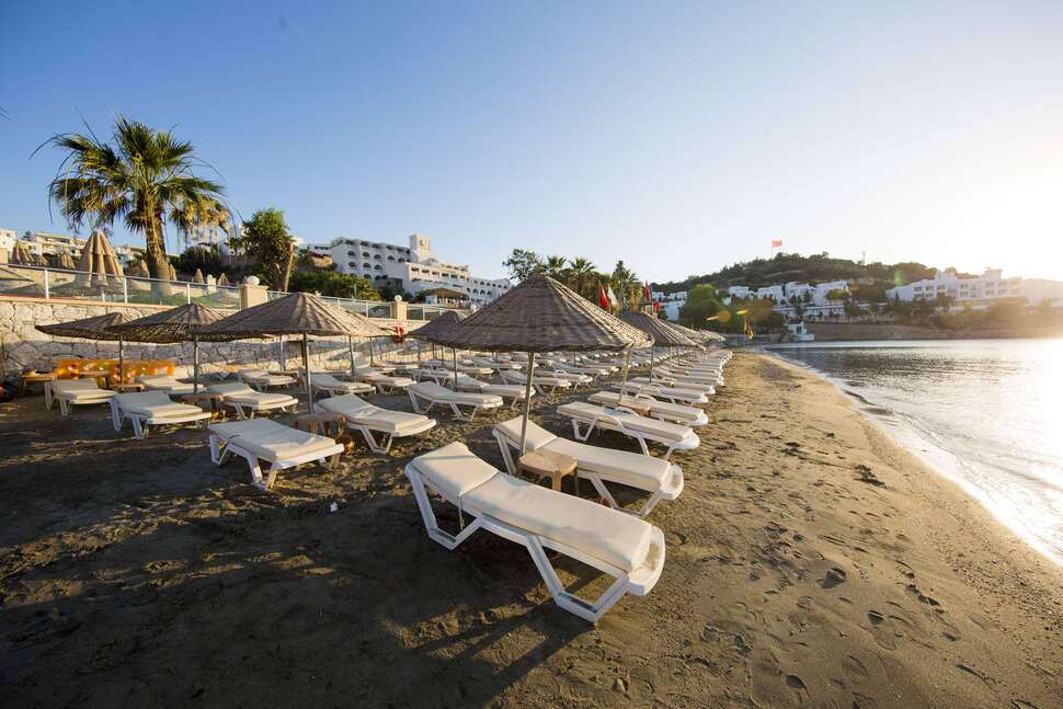 Een foto van het strand bij Salmakis Resort & Spa