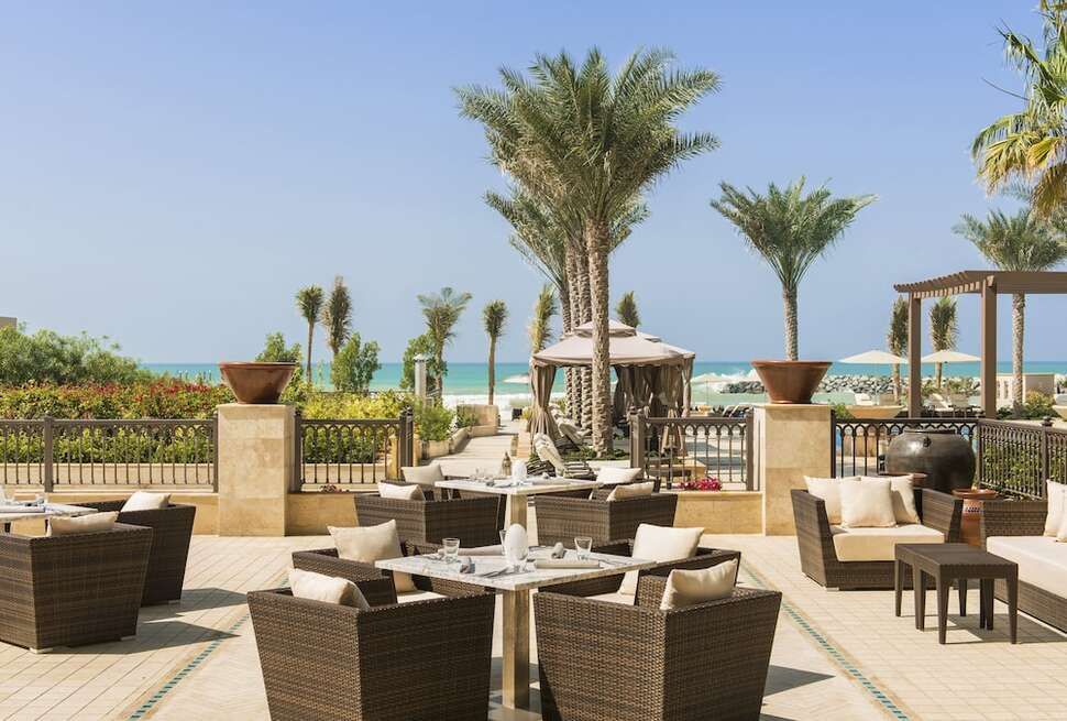Ein Foto The Luxury Collection Hotel Ajman Saray