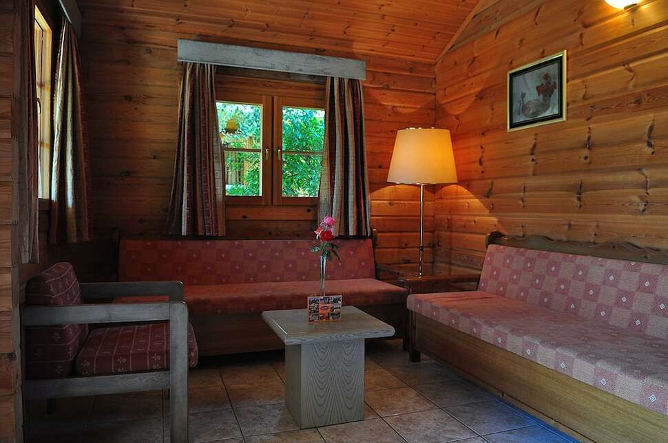 Een foto van Sandy's Studios & Log Villas
